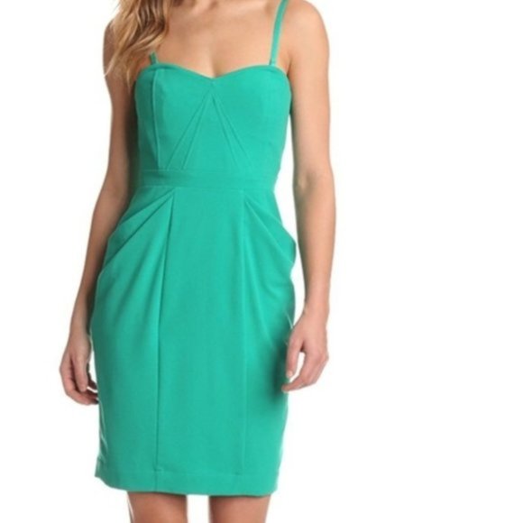 BCBGMaxAzria Dresses & Skirts - BCBGMaxAzria Daphne Cocktail Dress Emerald 10